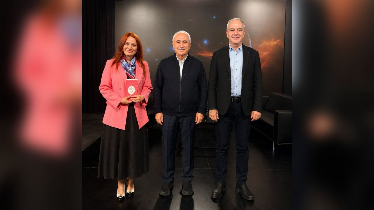 Kelimenin İzinde “Genç” kan ile başladı