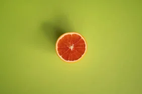 Yaş Alırken Yüzleşmek
